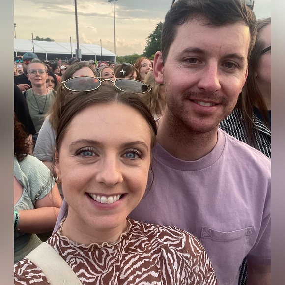 Meet your Posher, Stephanie! - Picture 1 of 1